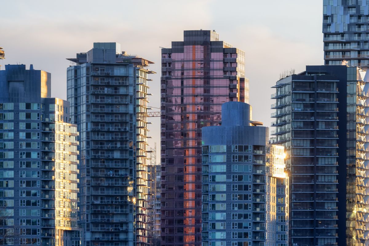 6 Ways to Build a Condo Community