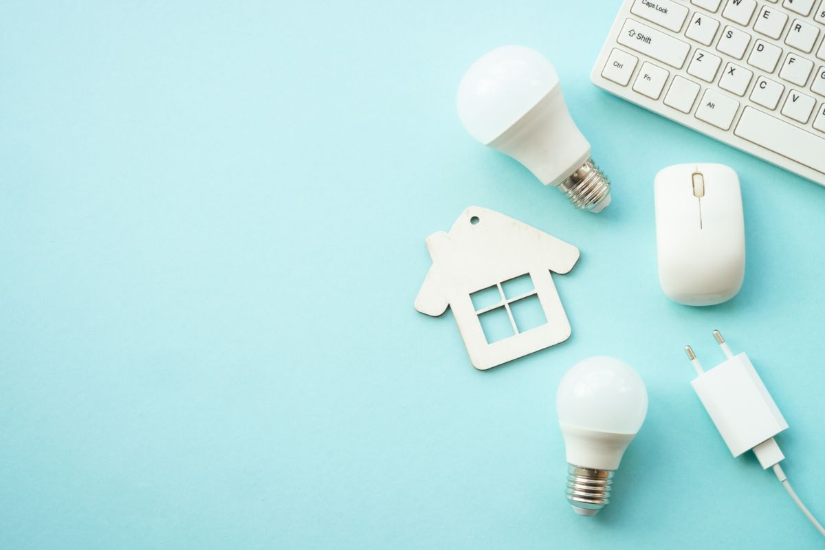 Switch to LED lights If your condominium still features old incandescent light bulbs, consider upgrading to LED bulbs—a savvy and sustainable choice. LEDs consume approximately 75% less energy and boast a lifespan of up to 25 times longer than traditional bulbs. Many modern high-rise condos already incorporate LED lighting to reduce their environmental impact, aligning with a more eco-conscious lifestyle.